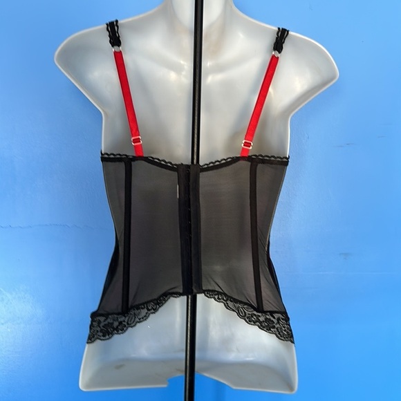 Red Black Bustier Corset Size Medium Rear Hook & Eye Lingerie Gothic Sexy Top - Picture 3 of 4